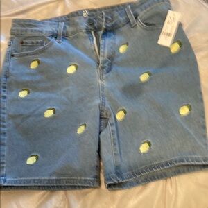 NWT Lemon shorts